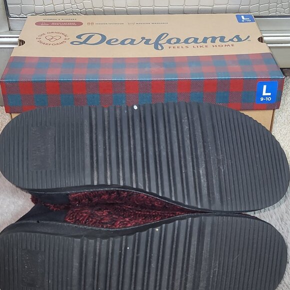 Burgundy/ Maroon / Black Checkered Dearfoams Slippers Size 9-10 - Picture 4 of 6